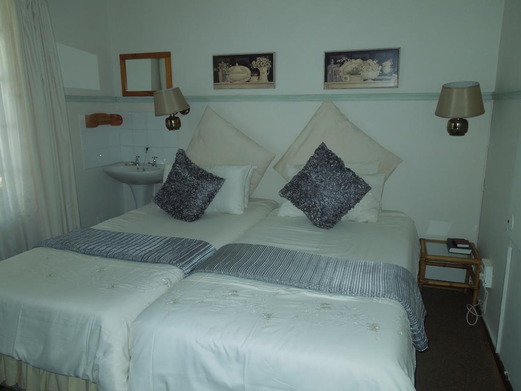 Lilac Lodge-Purple House Winterton Rum bild